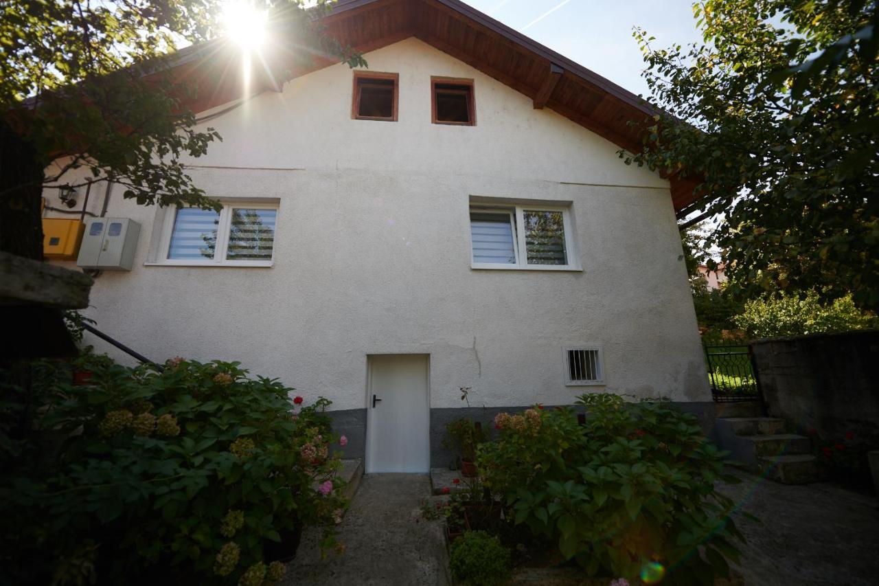 Lovely House Apartment Sarajevo Exterior photo